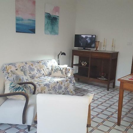 Casa Del Levante Riposto Luaran gambar