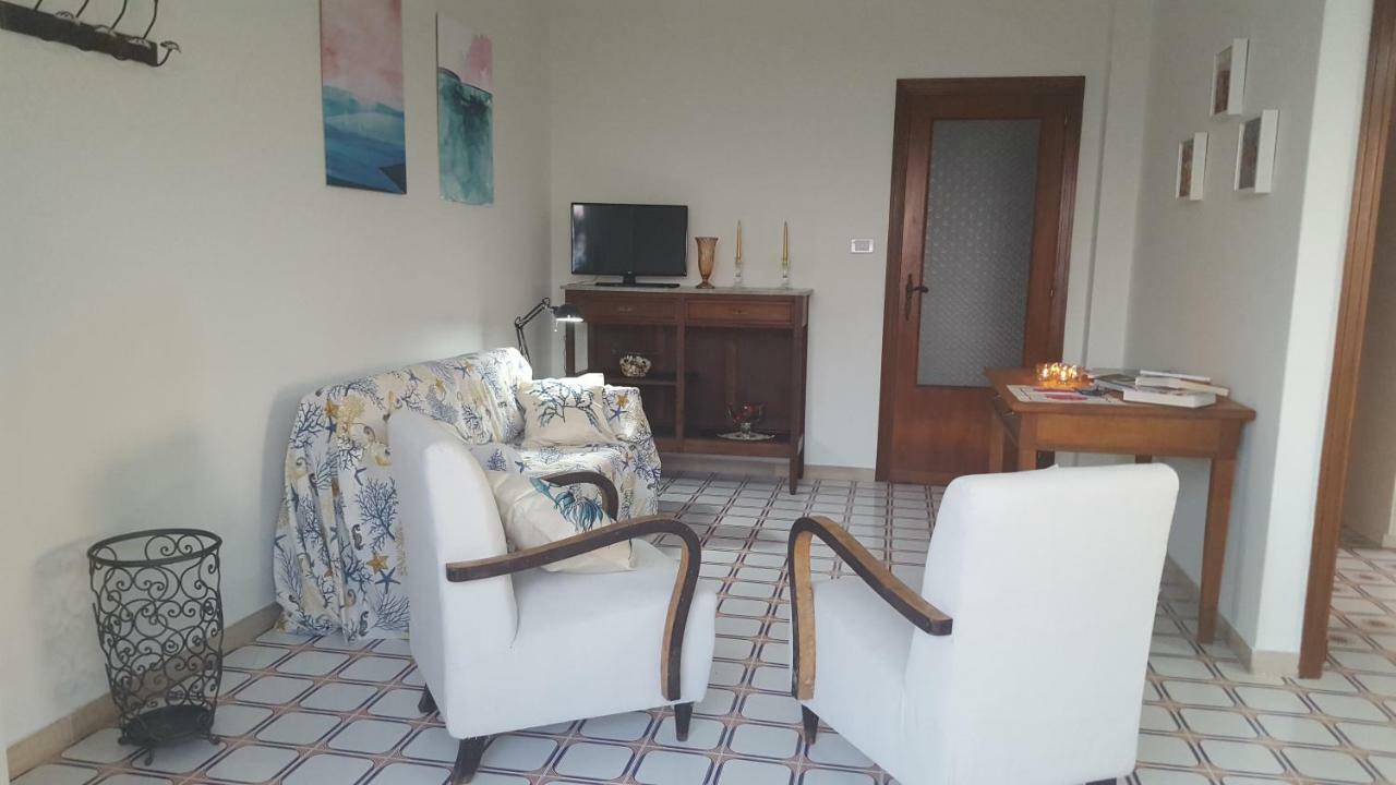 Casa Del Levante Riposto Luaran gambar