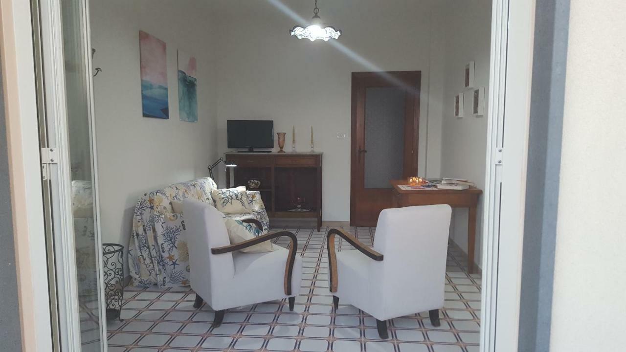 Casa Del Levante Riposto Luaran gambar
