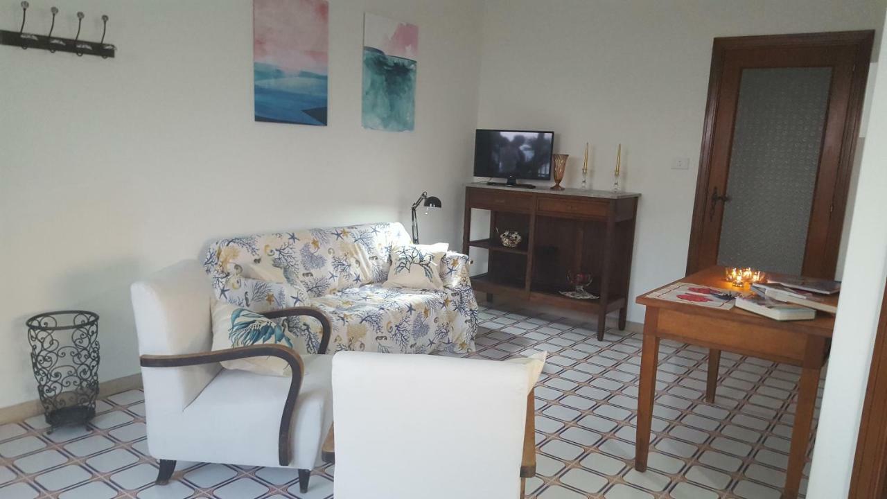 Casa Del Levante Riposto Luaran gambar