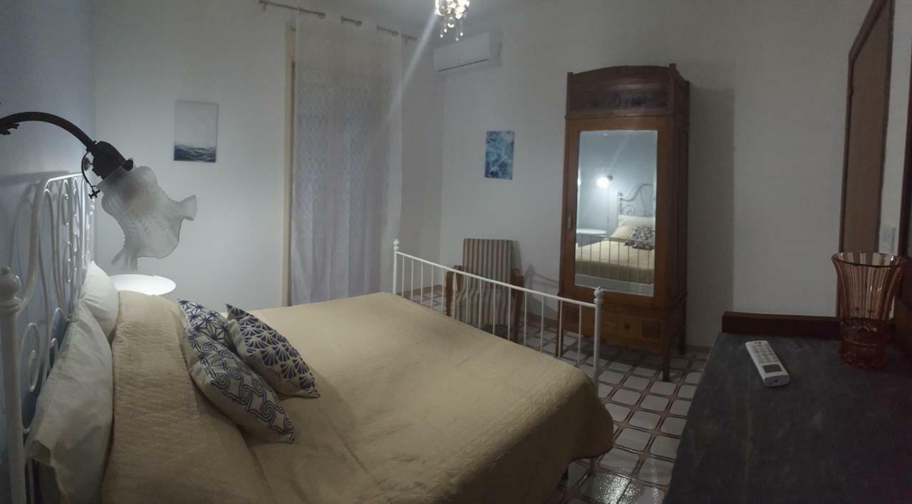 Casa Del Levante Riposto Luaran gambar