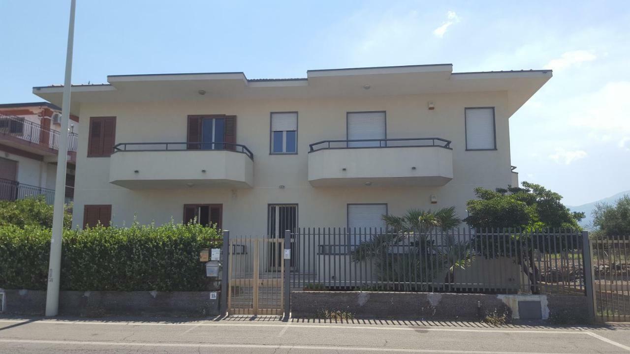 Casa Del Levante Riposto Luaran gambar