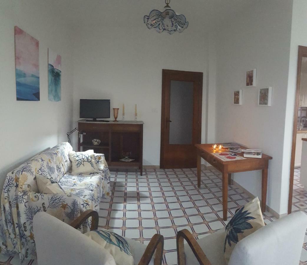 Casa Del Levante Riposto Luaran gambar
