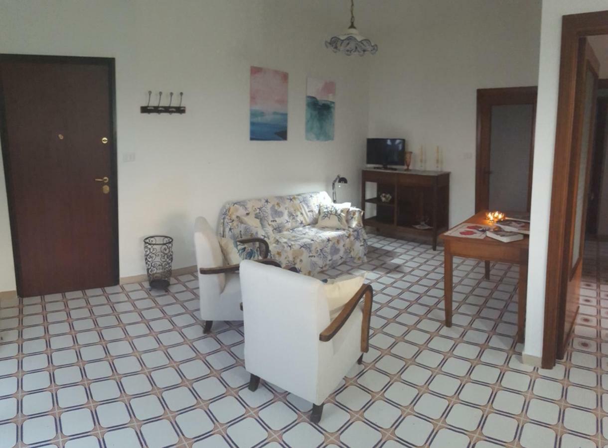 Casa Del Levante Riposto Luaran gambar